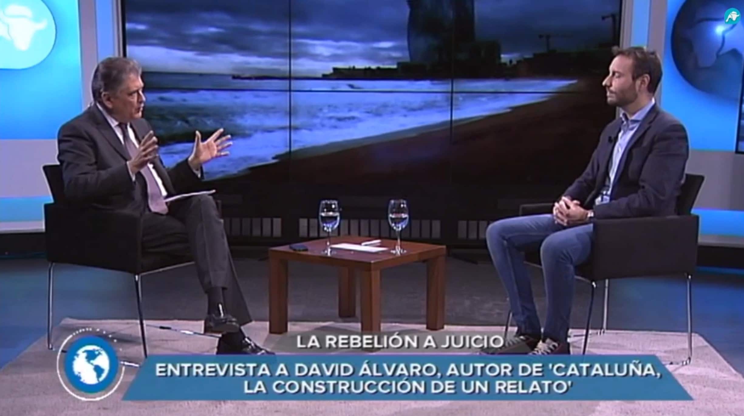 Entrevista a David Álvaro, autor del libro ‘Cataluña, la construcción de un relato’