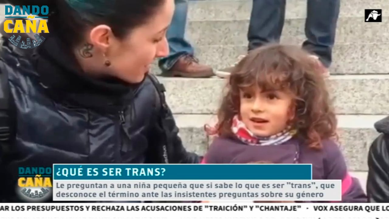 La manipulación a una niña pequeña a la que se le insiste en que es ‘trans’