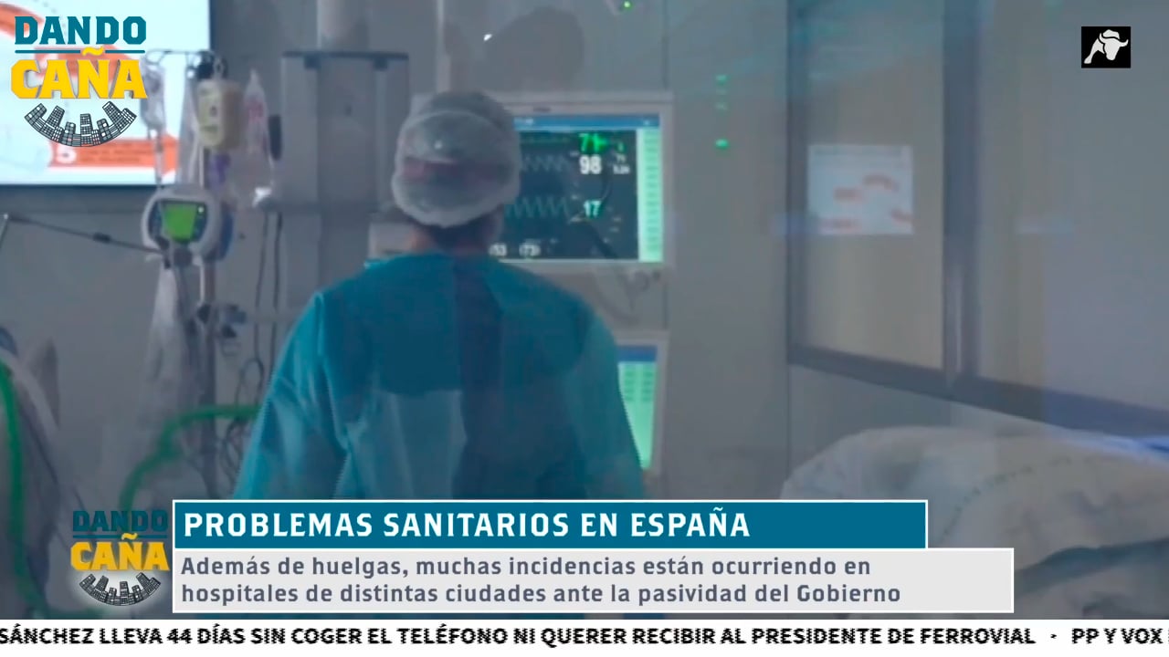 La sanidad fuera de Madrid: camillas que no entran en los ascensores y citados fallecidos