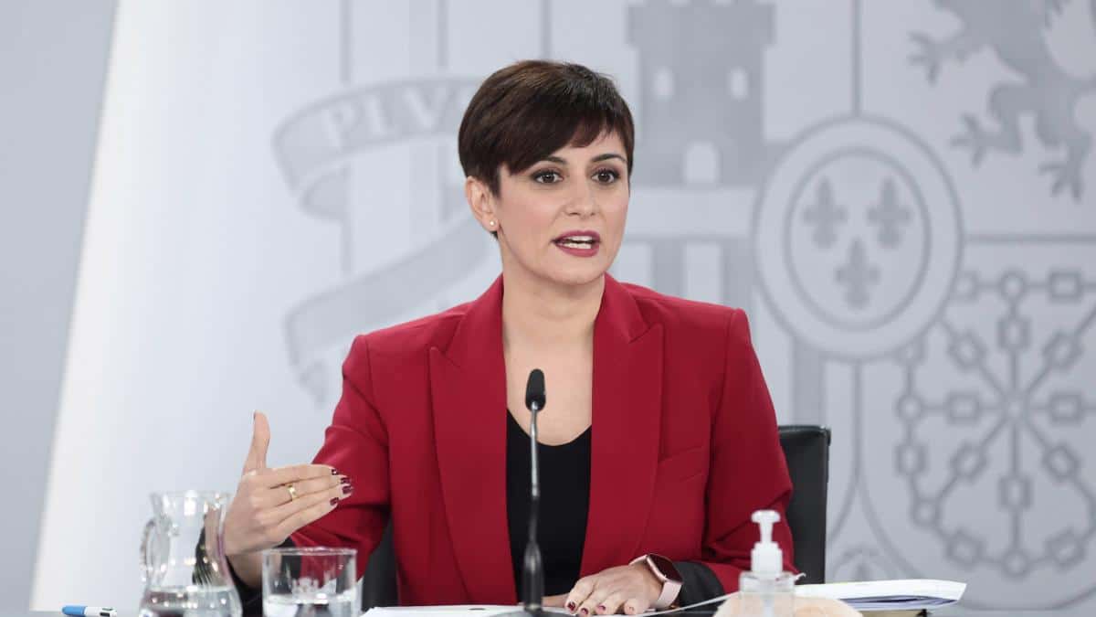 La JEC abre un segundo expediente a Isabel Rodríguez por las ruedas de prensa en Moncloa