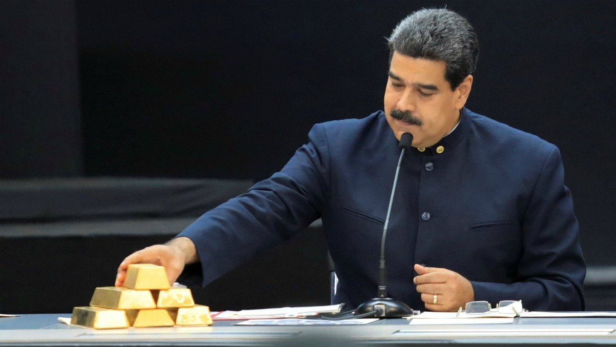 Maduro rompe su silencio sobre el Nobel a María Corina llamándola “bruja demoníaca”
