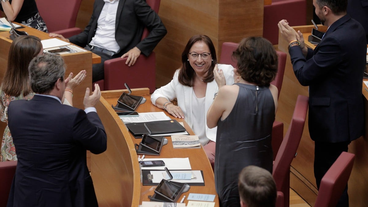 La diputada de Vox Llanos Massó, elegida presidenta de las Cortes Valencianas con los votos de PP y Vox