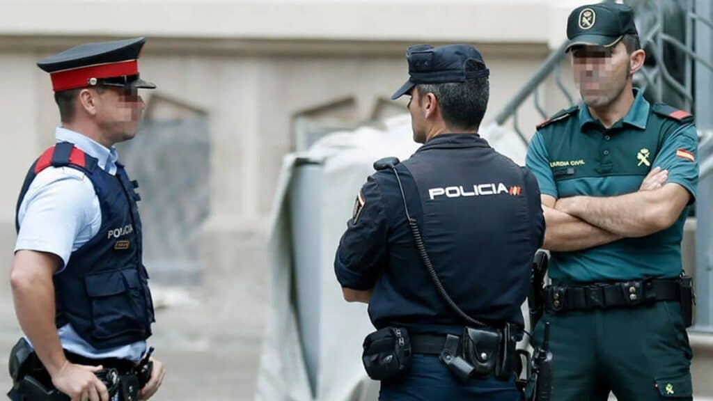Policías y guardias civiles se concentrarán en Barcelona por el "abandono" del Gobierno