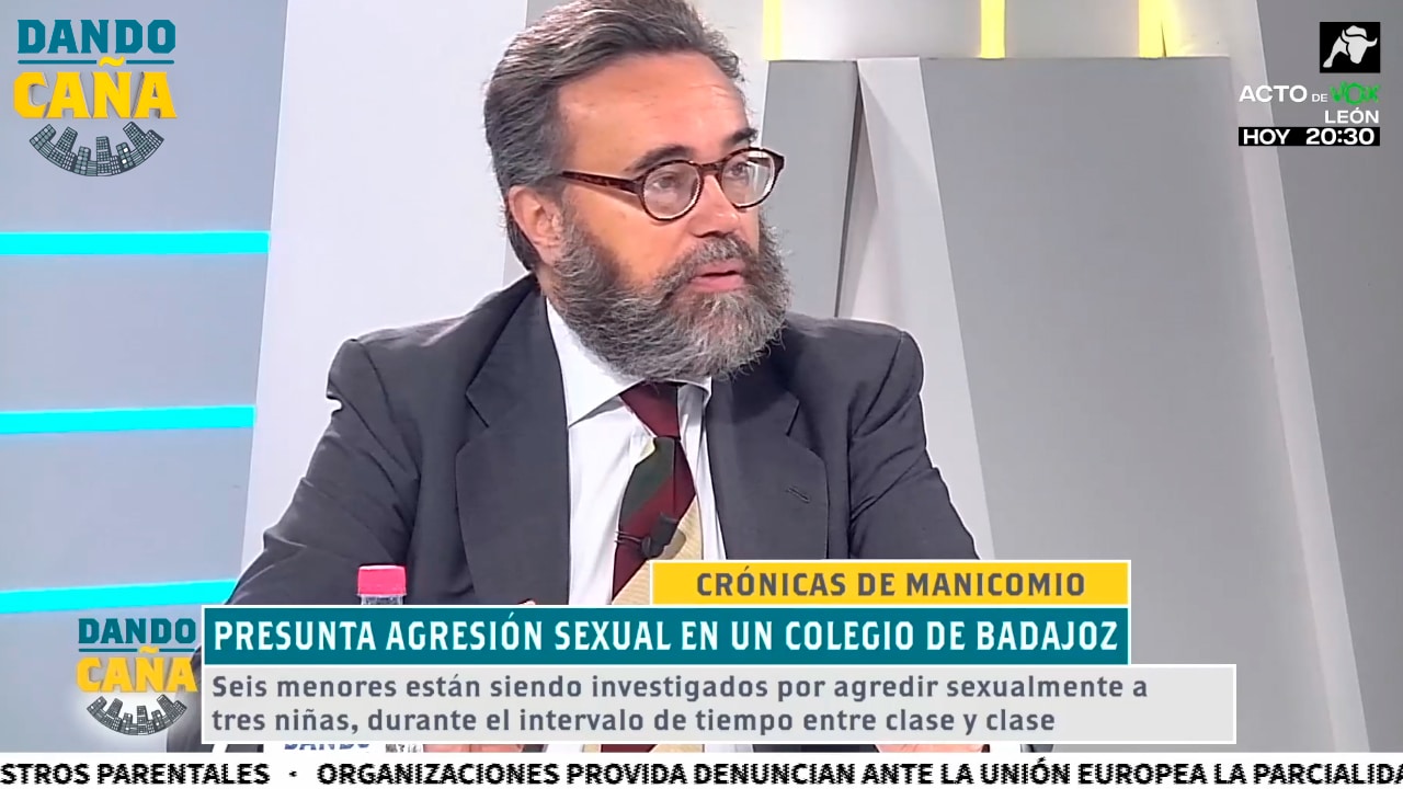 José María Sánchez denuncia lo “tonta que es la ideología progre” y su “esquizofrenia en materia sexual”