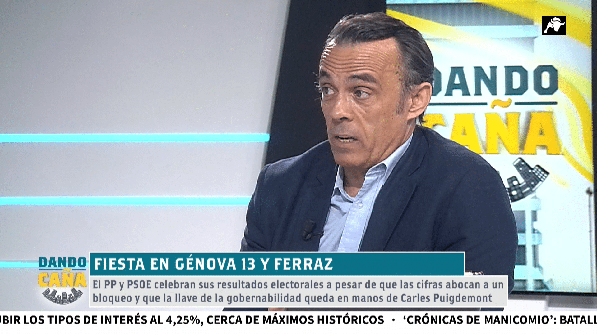 A Alberto Núñez Feijóo se le ha quedado cara de Pablo Casado con una postura infantil