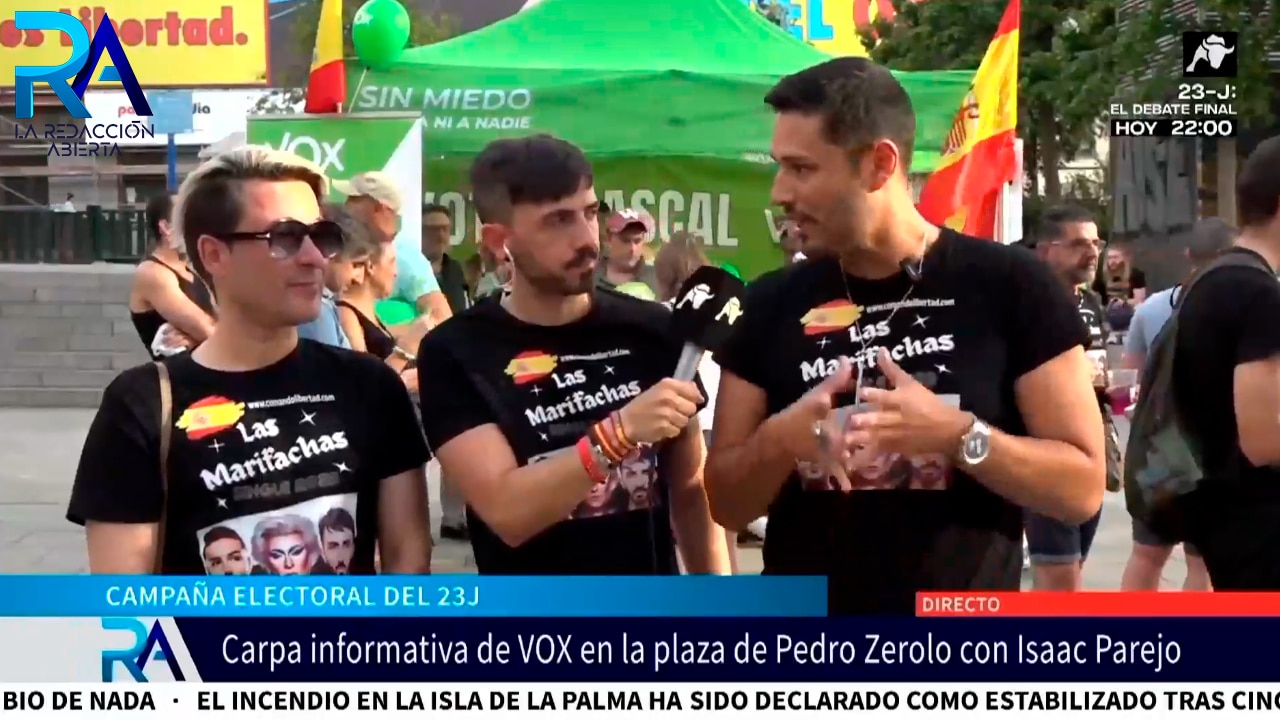 Carpa informativa de VOX en la plaza de Pedro Zerolo: «Hay homosexuales que nos están pidiendo información»