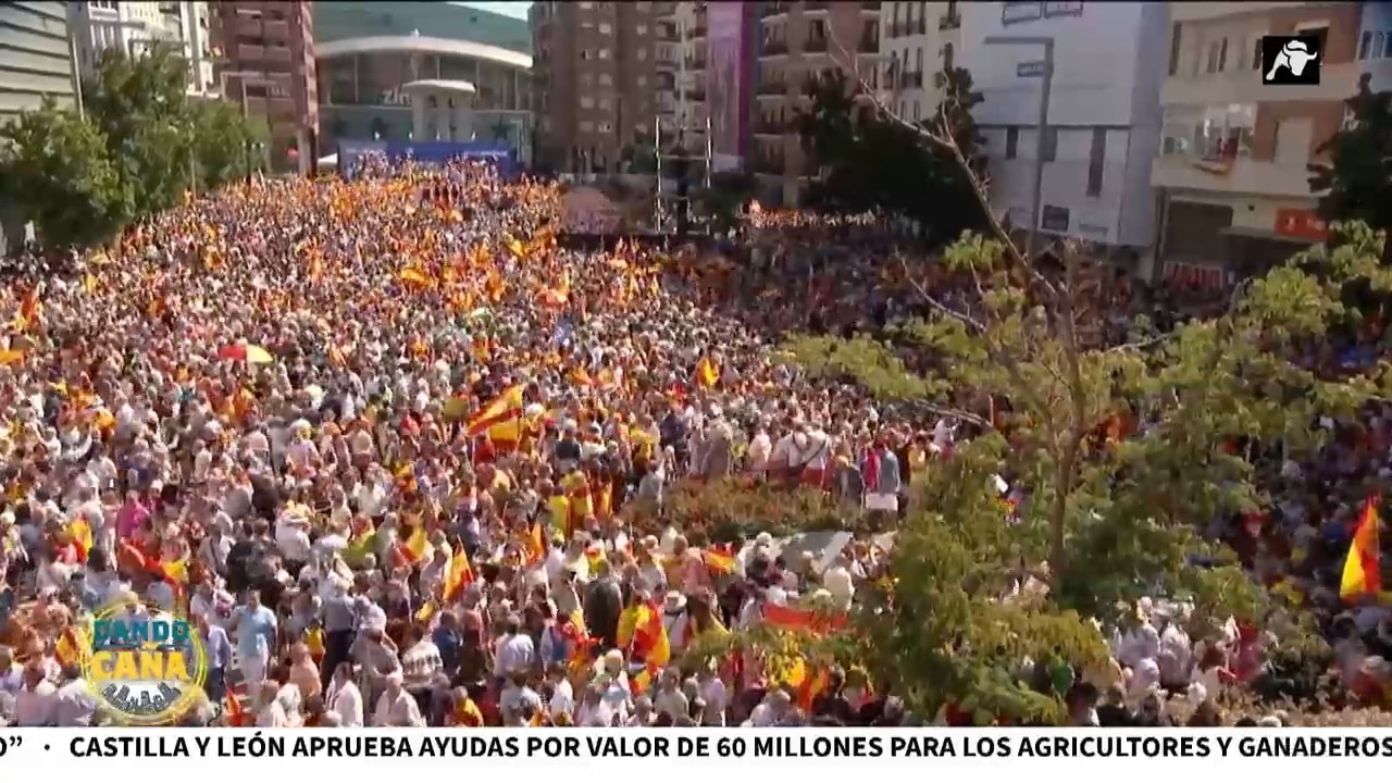 El PP reúne a 65.000 personas contra la amnistía mientras Sánchez asegura que seguirá en Moncloa