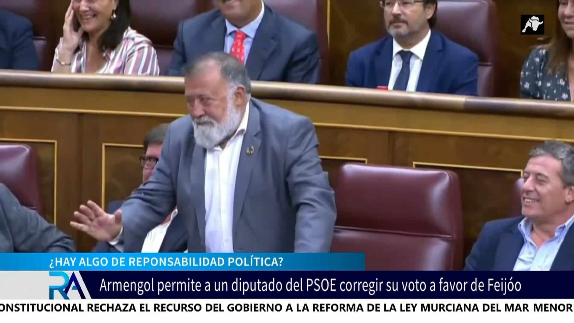 Un diputado del PSOE se equivoca y Armengol le pide que rectifique para no regalar su voto a Feijóo