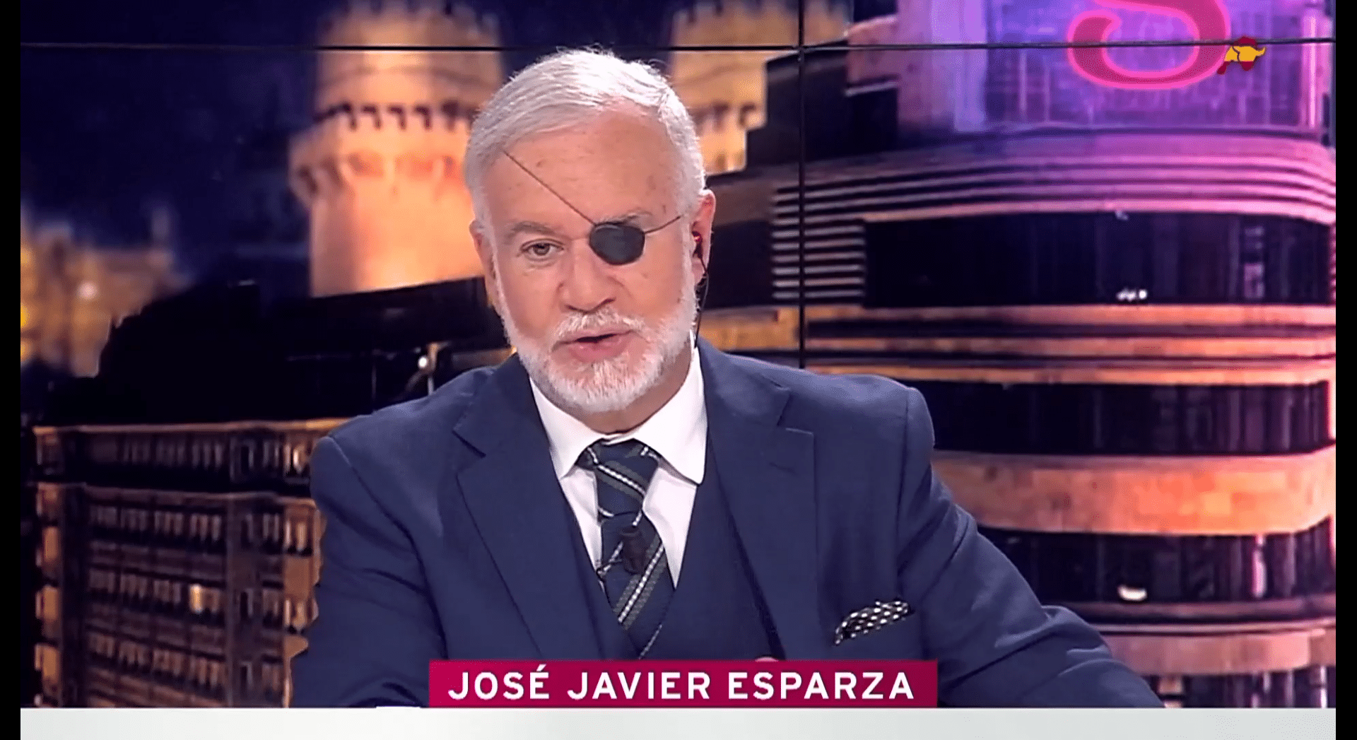 La Corona, la promesa de la continuidad de la Nación española