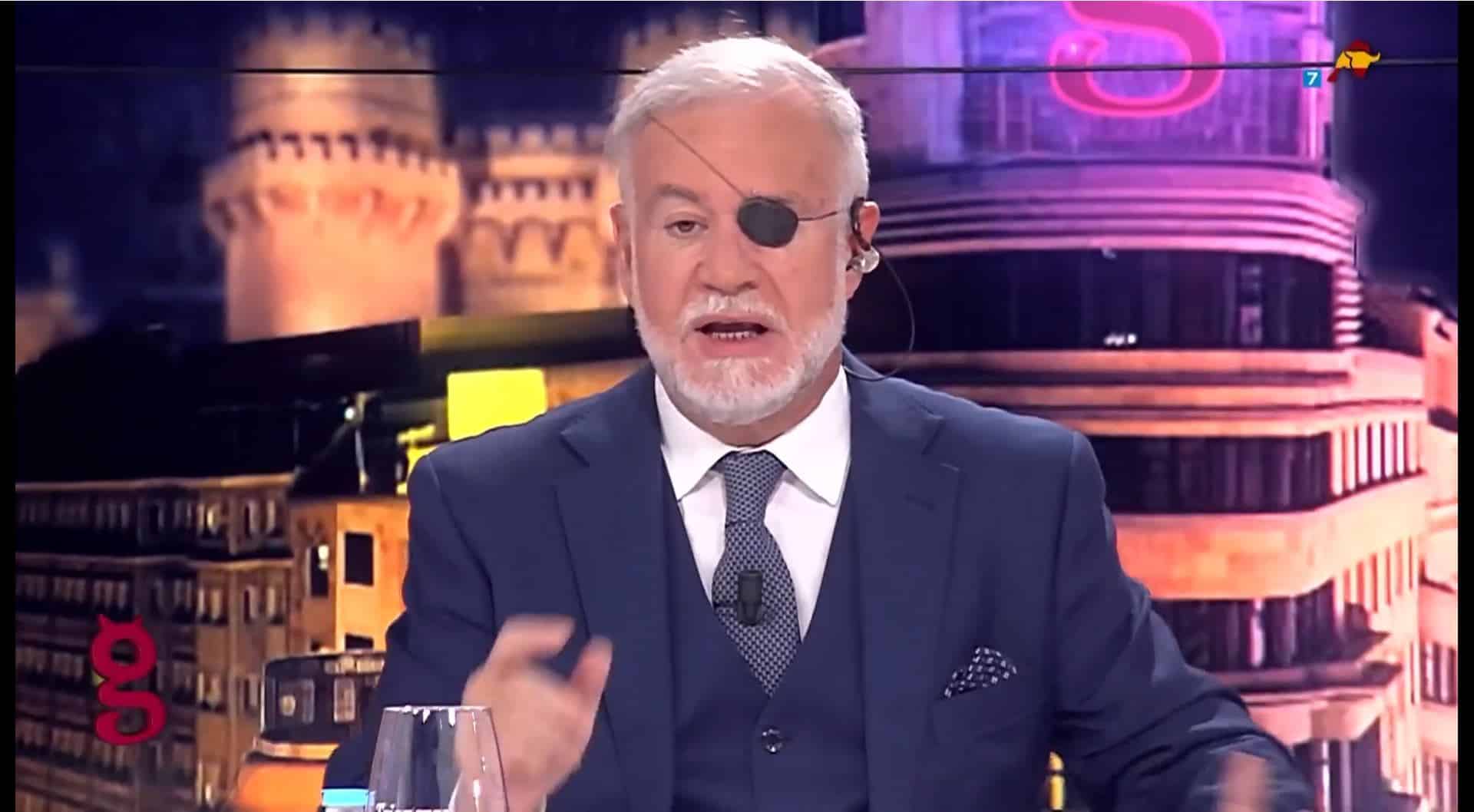 Esparza estalla con dureza contra el periodismo subvencionado: “¡Sois la cosa más funesta y siniestra!”
