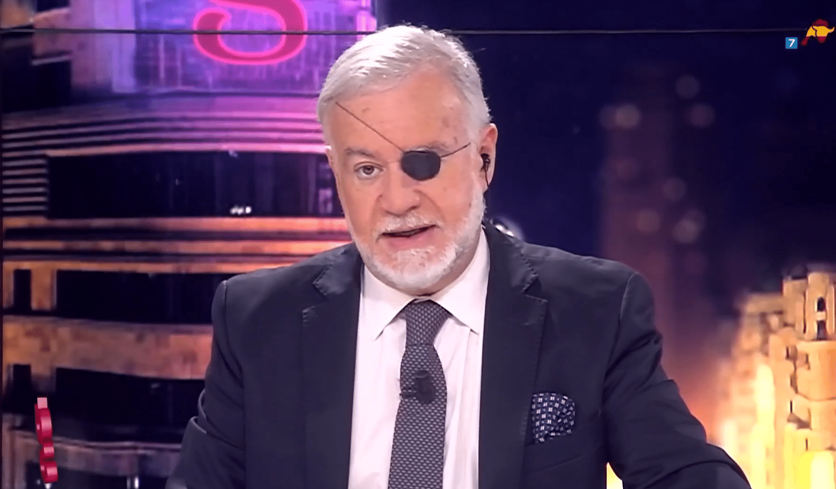 ¿Son los periodistas del régimen “el cáncer del Estado de derecho”?
