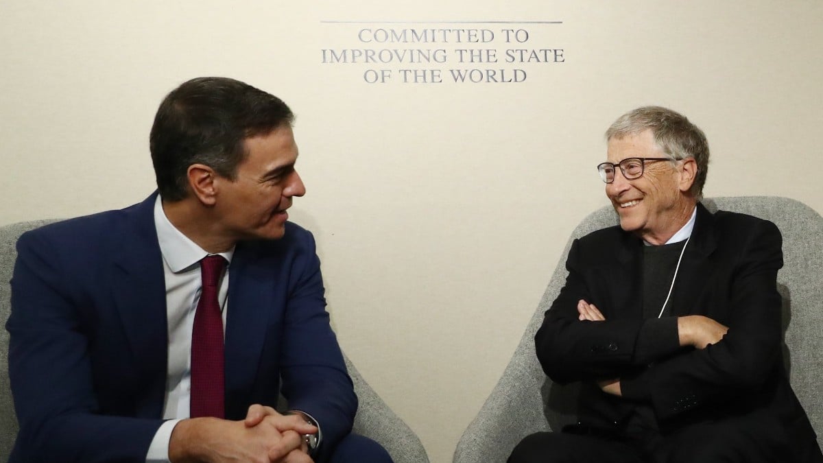 Pedro Sánchez se reúne con Bill Gates en el Foro Davos