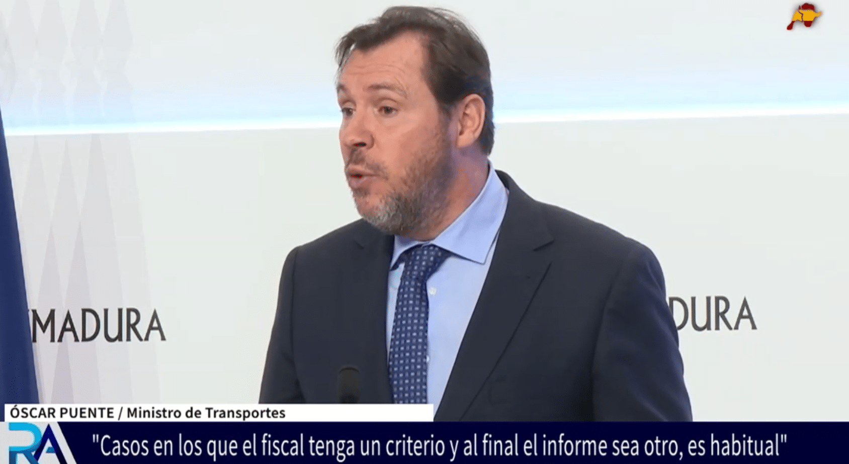 El fiscal del Supremo insiste en que Puigdemont no debe ser procesado por terrorismo, ¿Y de quién depende la fiscalía?