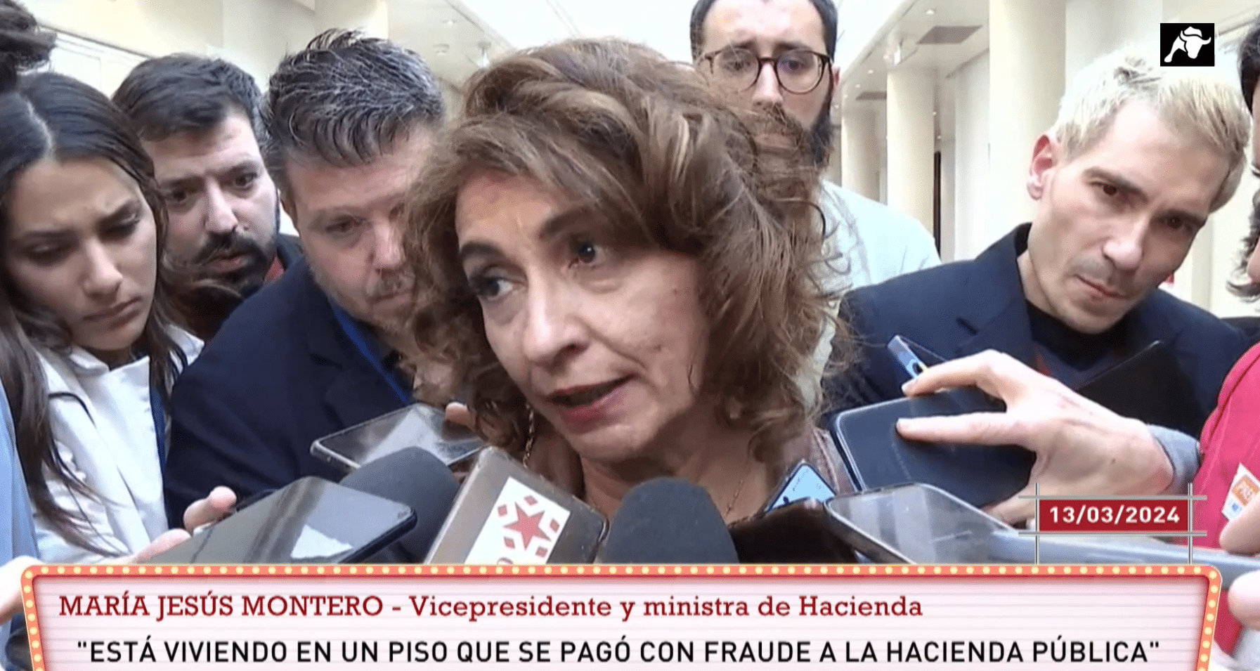María Jesús Montero deja la política y se hace vidente: la viral portada ‘fake’ de El País