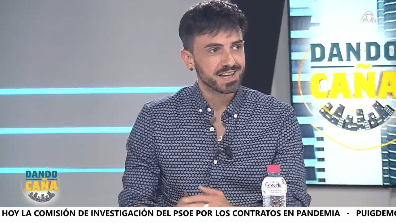 Parejo REVIENTA contra los “zarrapastrosos” que cargan contra Ayuso “al estilo Barberá”