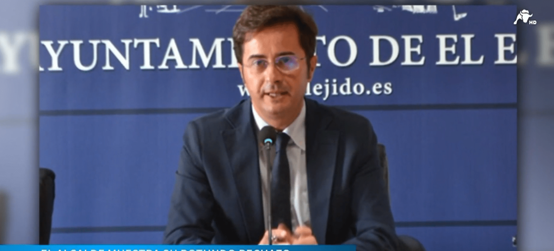 Polémica en El Ejido: su alcalde rechaza alojar a unos 200 inmigrantes ilegales en un hotel del municipio y lo tachan de racista
