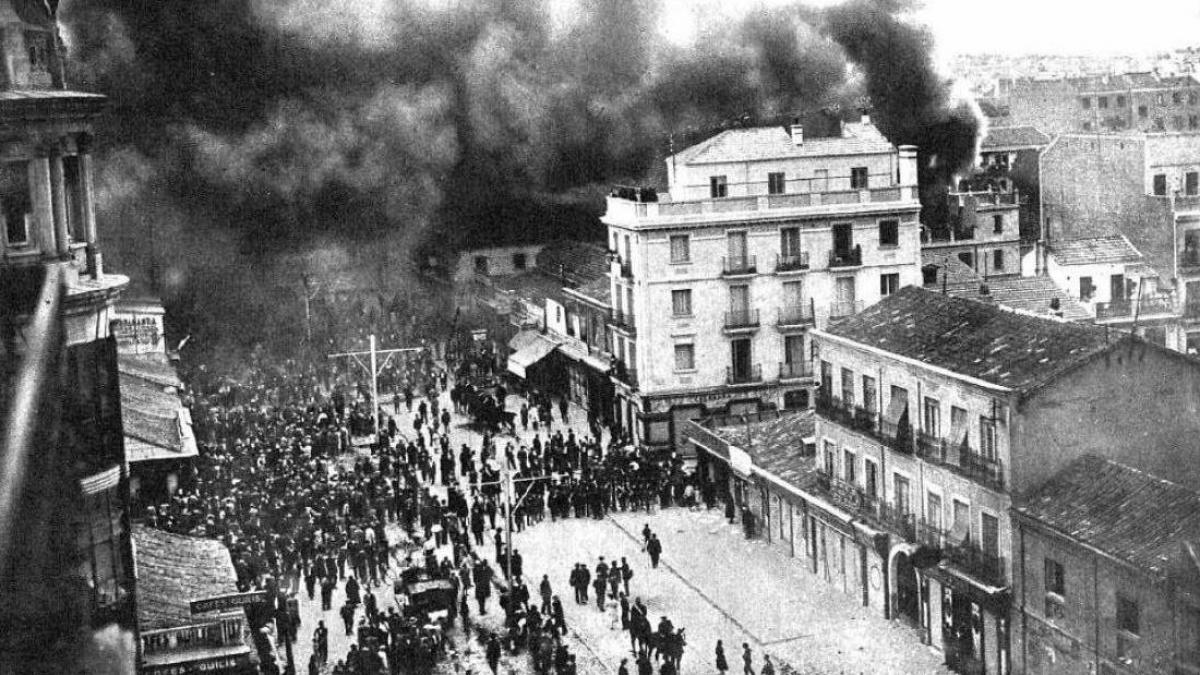 Efemérides 12 de mayo | La quema de conventos de 1931