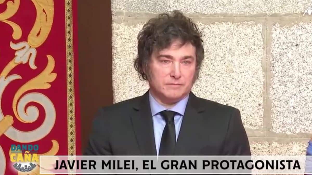 La bochornosa manipulación de RTVE con Javier Milei para mostrar falsamente que es abucheado
