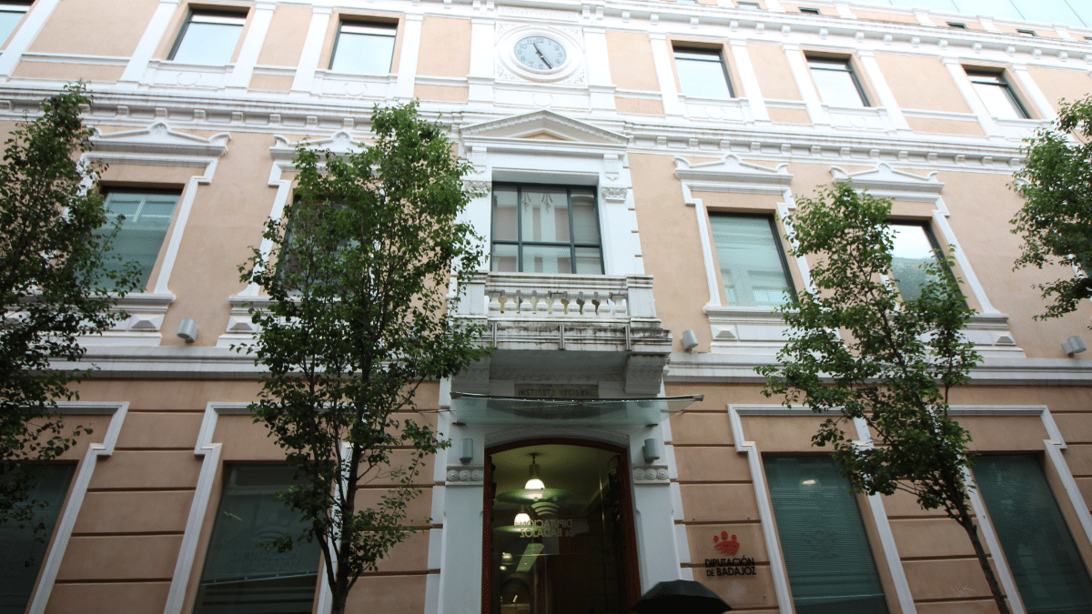 La UCO registra la Diputación de Badajoz buscando información del hermano de Sánchez