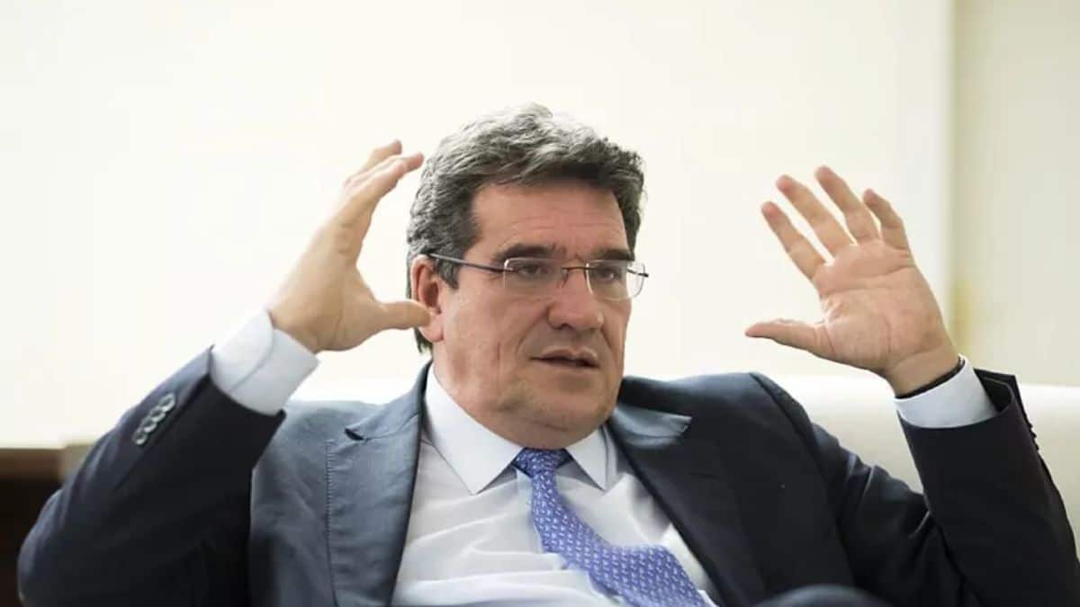El Gobierno aprueba la mayor Oferta de Empleo Público tras superar los 3 millones de funcionarios