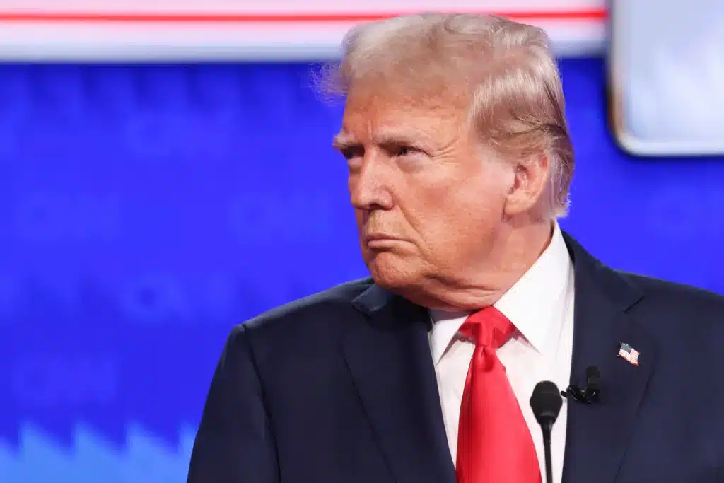 Trump anuncia aranceles del 25 por ciento al acero y al aluminio desde este lunes