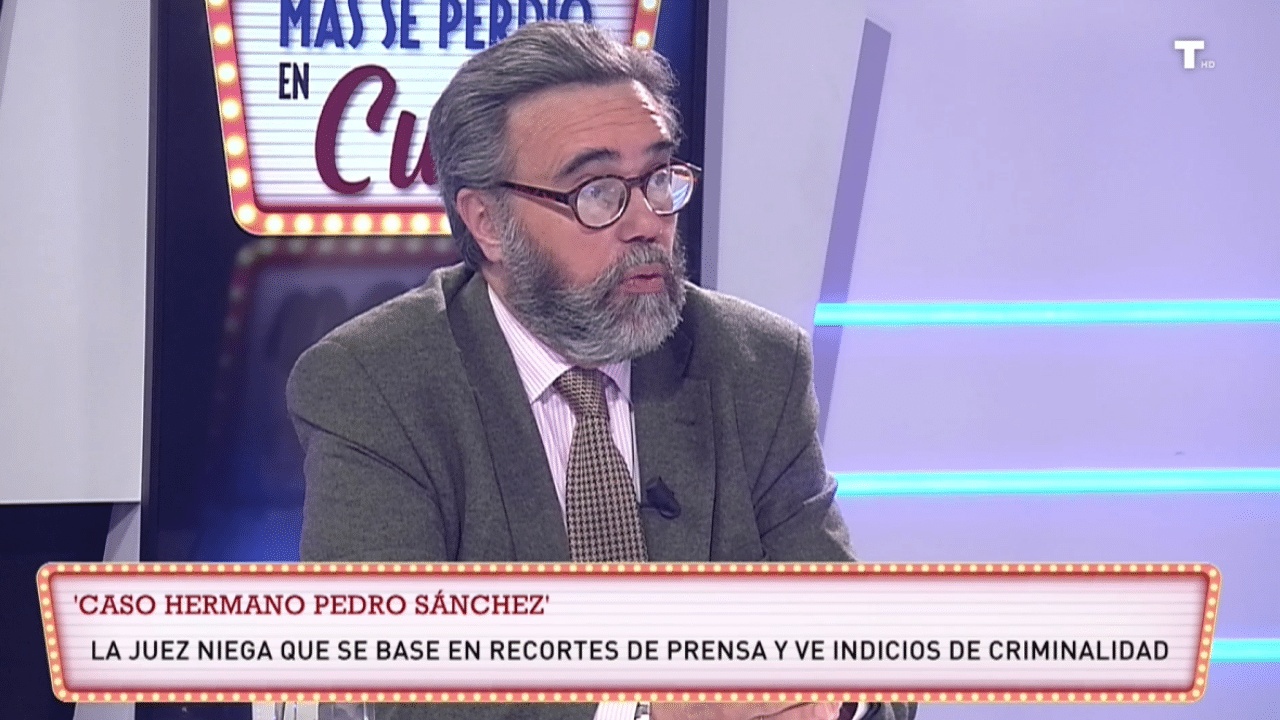 El HERMANO de SÁNCHEZ intenta archivar su causa. José María Sánchez: «Es un ejemplo de enchufe trifásico»