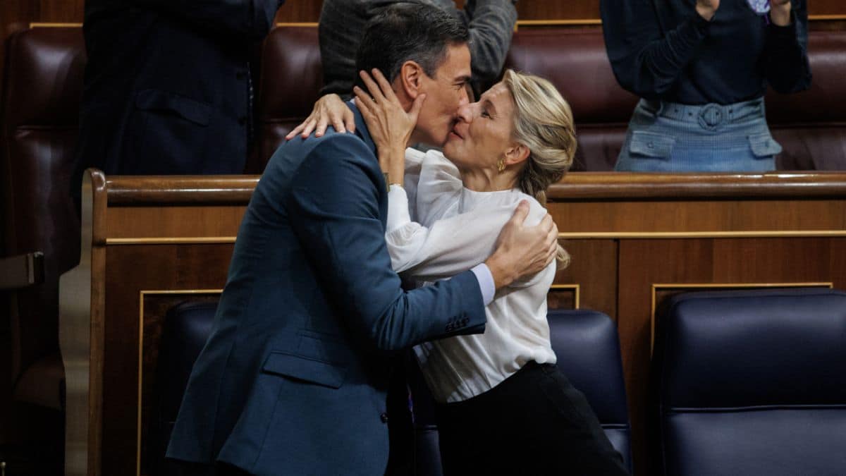 Sánchez reafirma el aumento del gasto en defensa al 2%, pero Díaz lo cuestiona