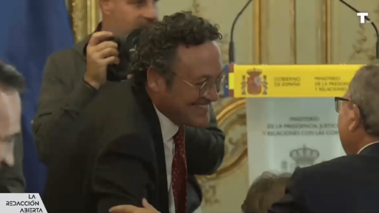 Sánchez Acera no recuerda quién le envió el email del novio de Ayuso y no puede enseñar los mensajes porque cambió de móvil