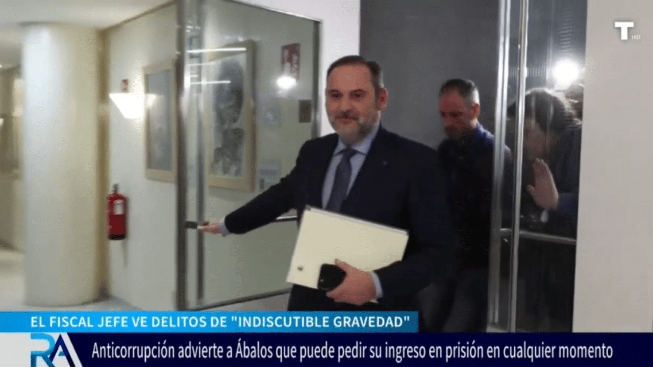 Anticorrupción se harta de los recursos de Ábalos y le amenaza con enviarle a prisión