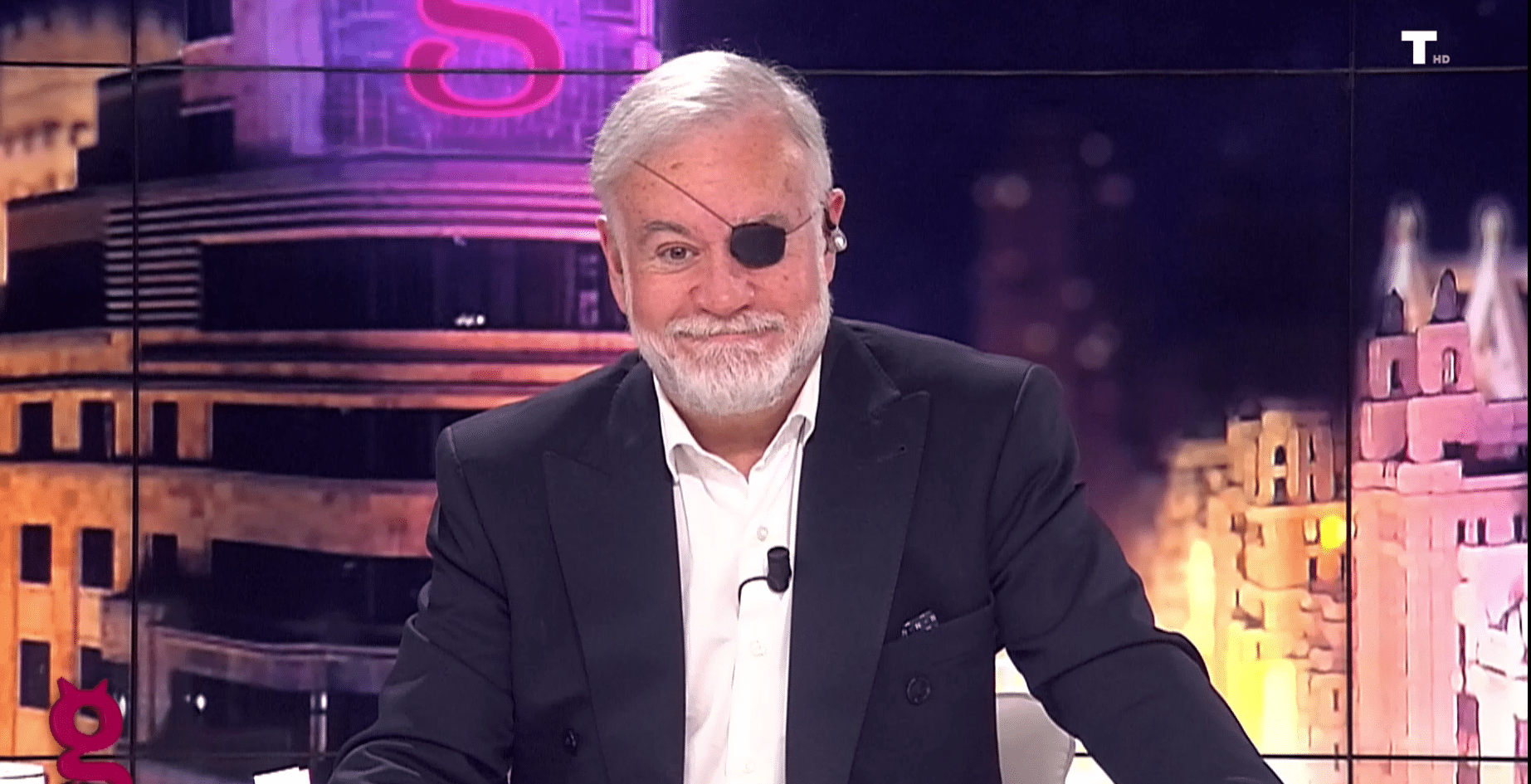 Gracias a Sánchez, Franco cruza el Atlántico