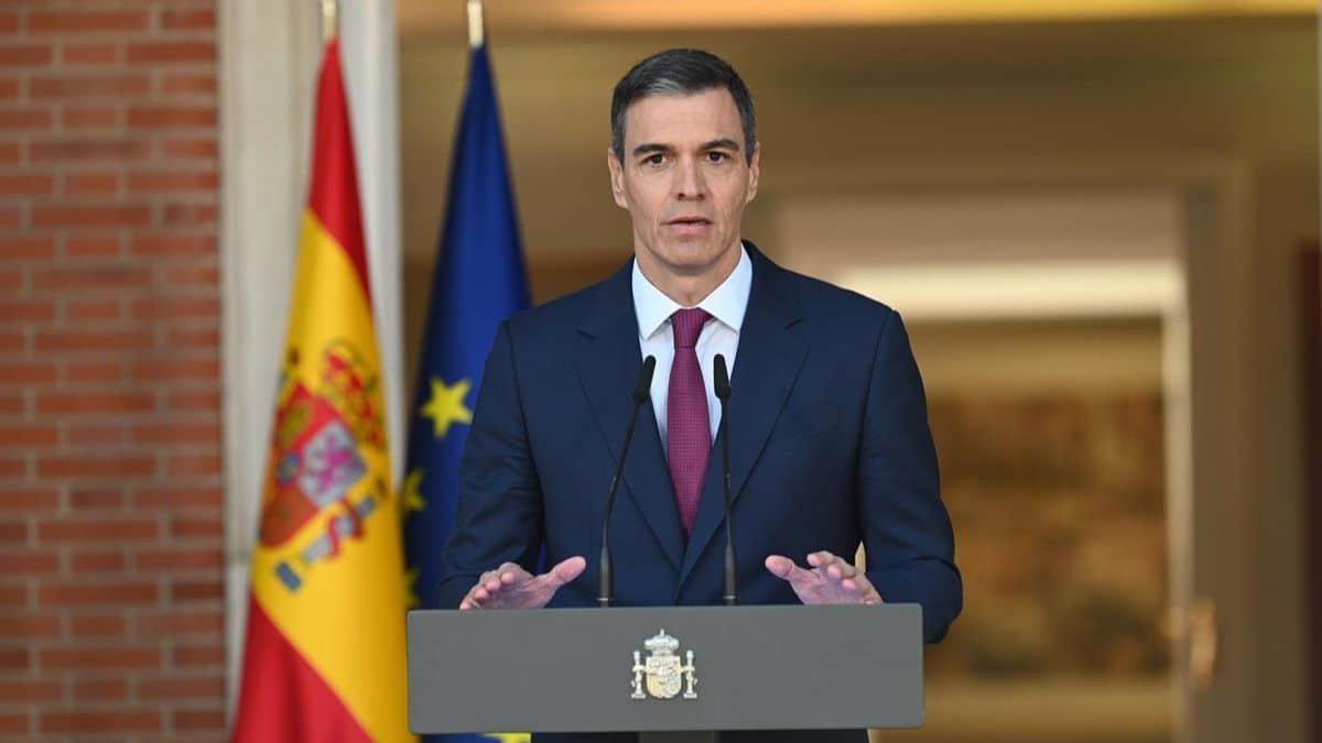 Pedro Sánchez anuncia un plan de desarrollo de la tecnología y la industria de la Defensa