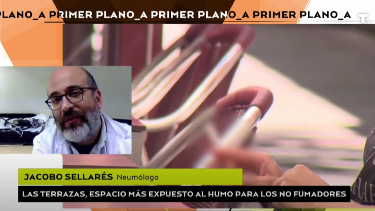 Un neumólogo clama contra el tabaco en las terrazas: «El humo de segunda mano provoca cáncer»
