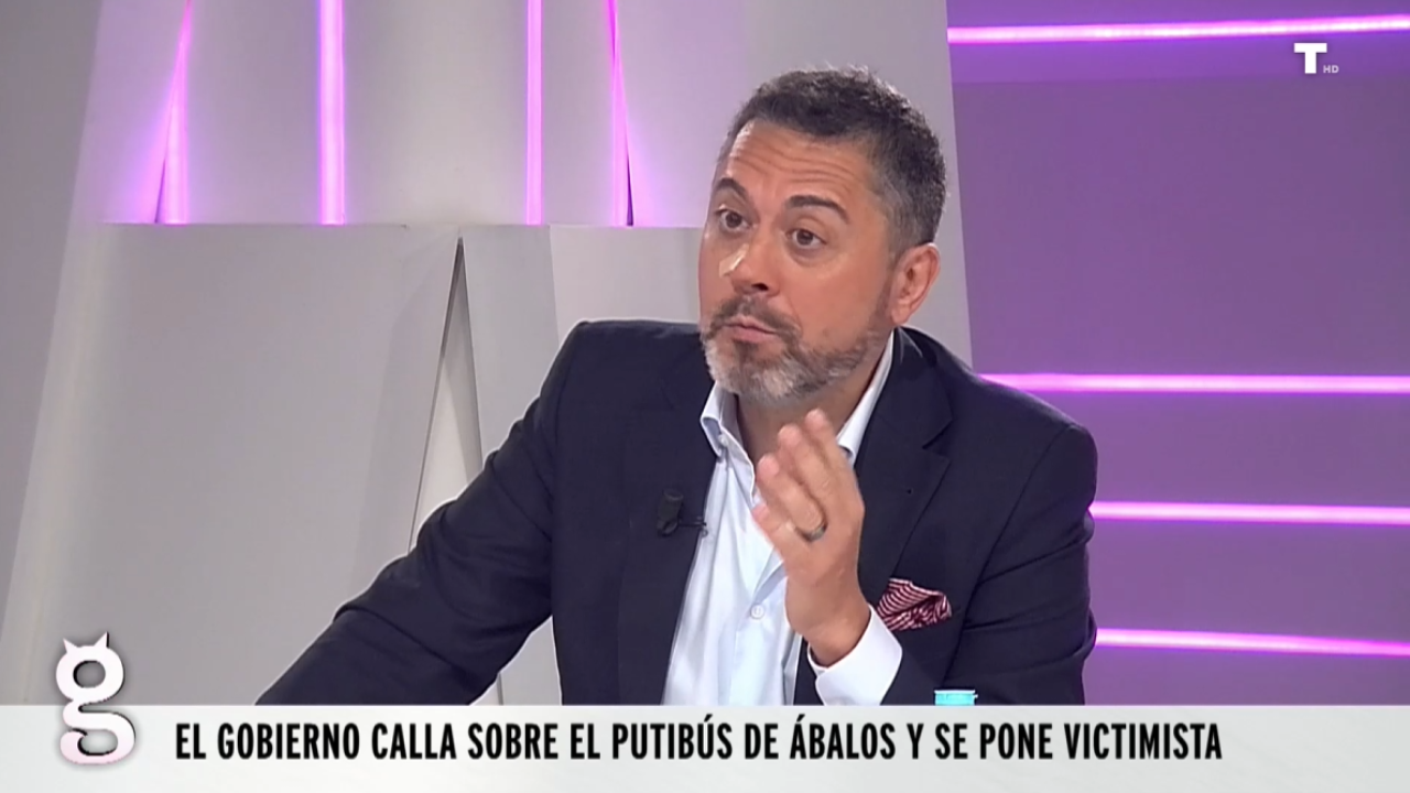 “Es repugnante que apoyen a las limpiadoras y luego tengan que limpiar las secreciones sexuales de Ábalos”