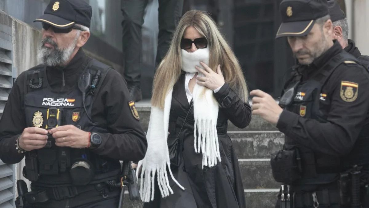 Miss Asturias admite que accedió a Logirail tras pedir ayuda a Ábalos