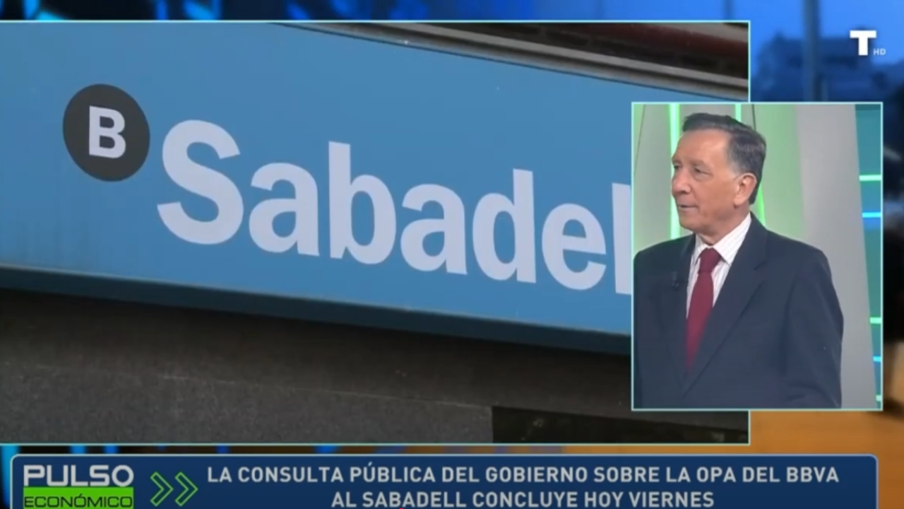 Juan Abellán (IEB), crítico con la consulta del Gobierno sobre la OPA del BBVA: “Es la excusa para decir lo que quiera”