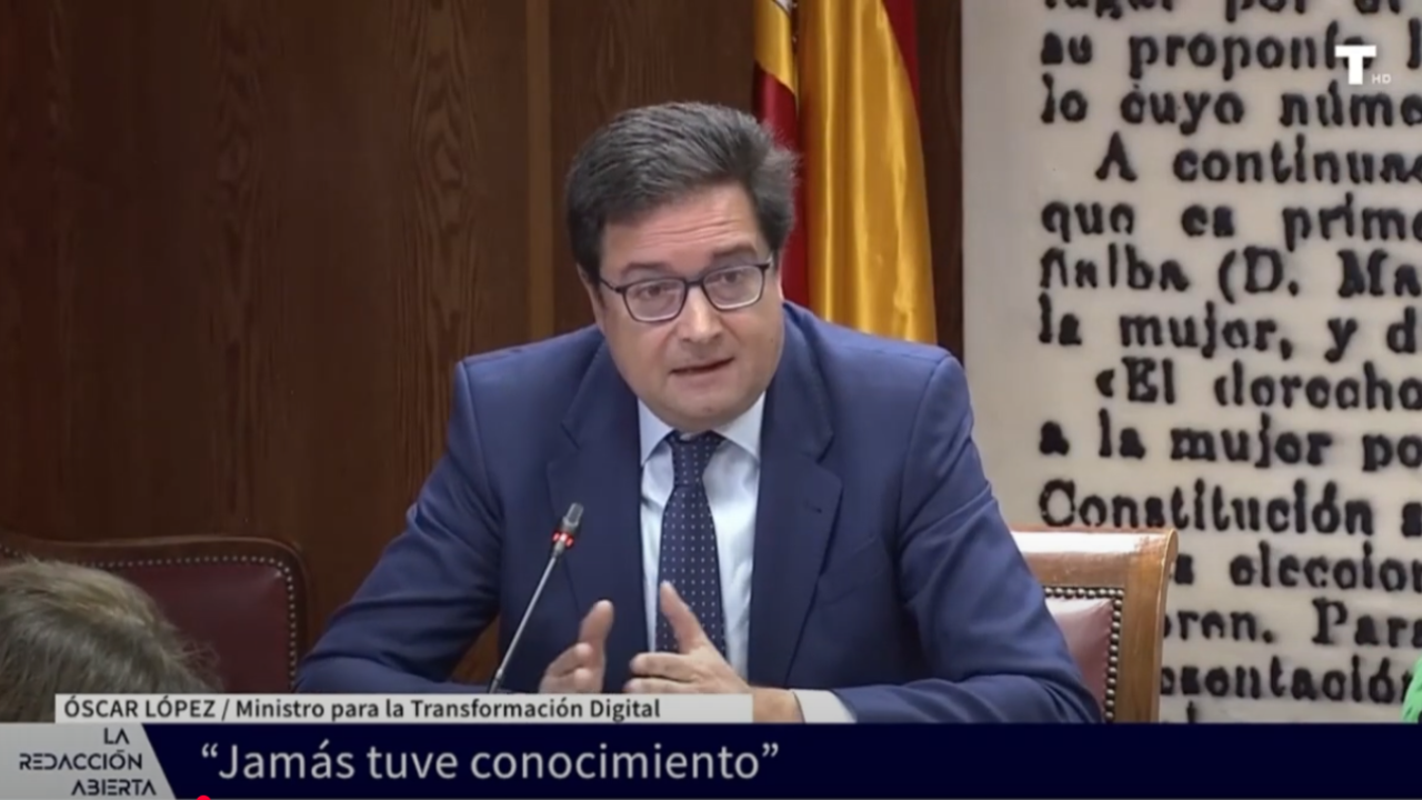 Óscar López niega haber conocido las fiestas con prostitutas de Ábalos en paradores cuando estaba al frente