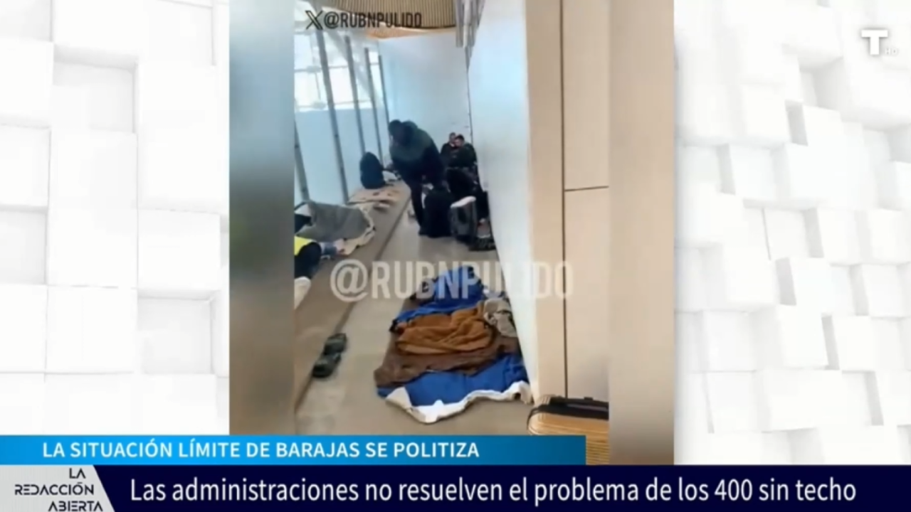Las administraciones NO ponen SOLUCIÓN a los más de 400 indigentes que viven en el aeropuerto de BARAJAS