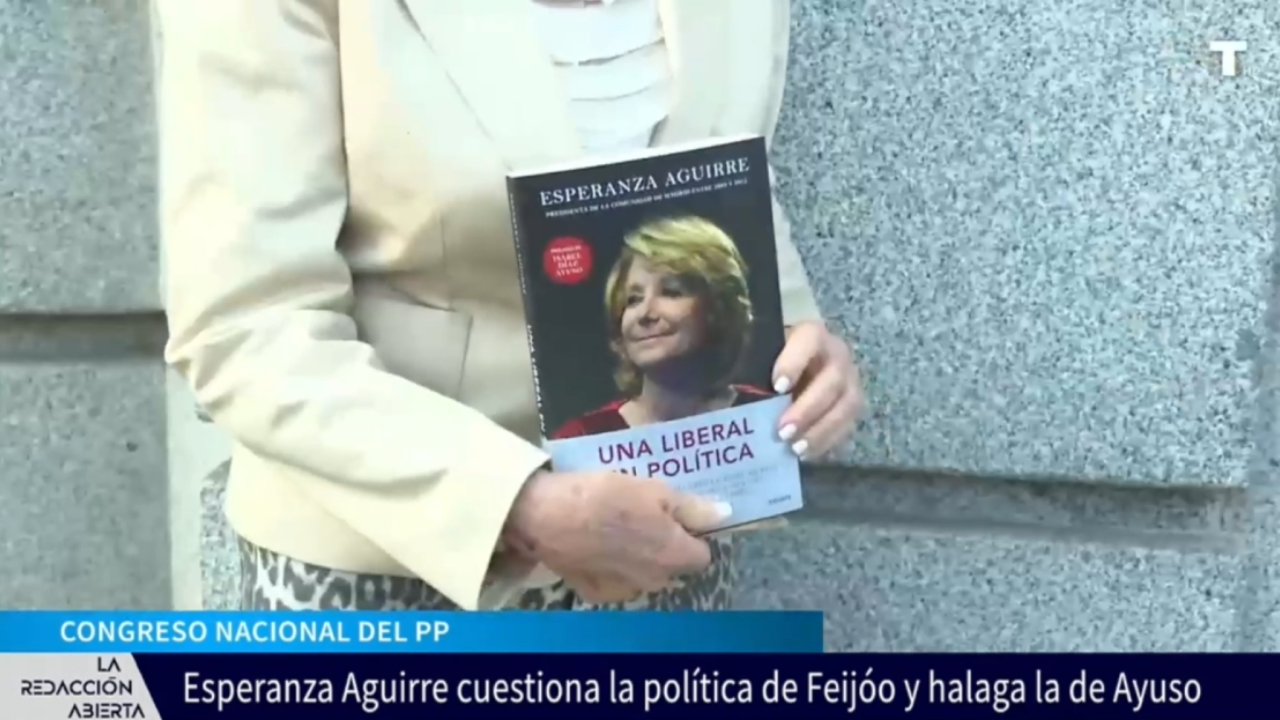 Esperanza Aguirre cuestiona el rumbo político de Feijóo y ensalza las de Ayuso