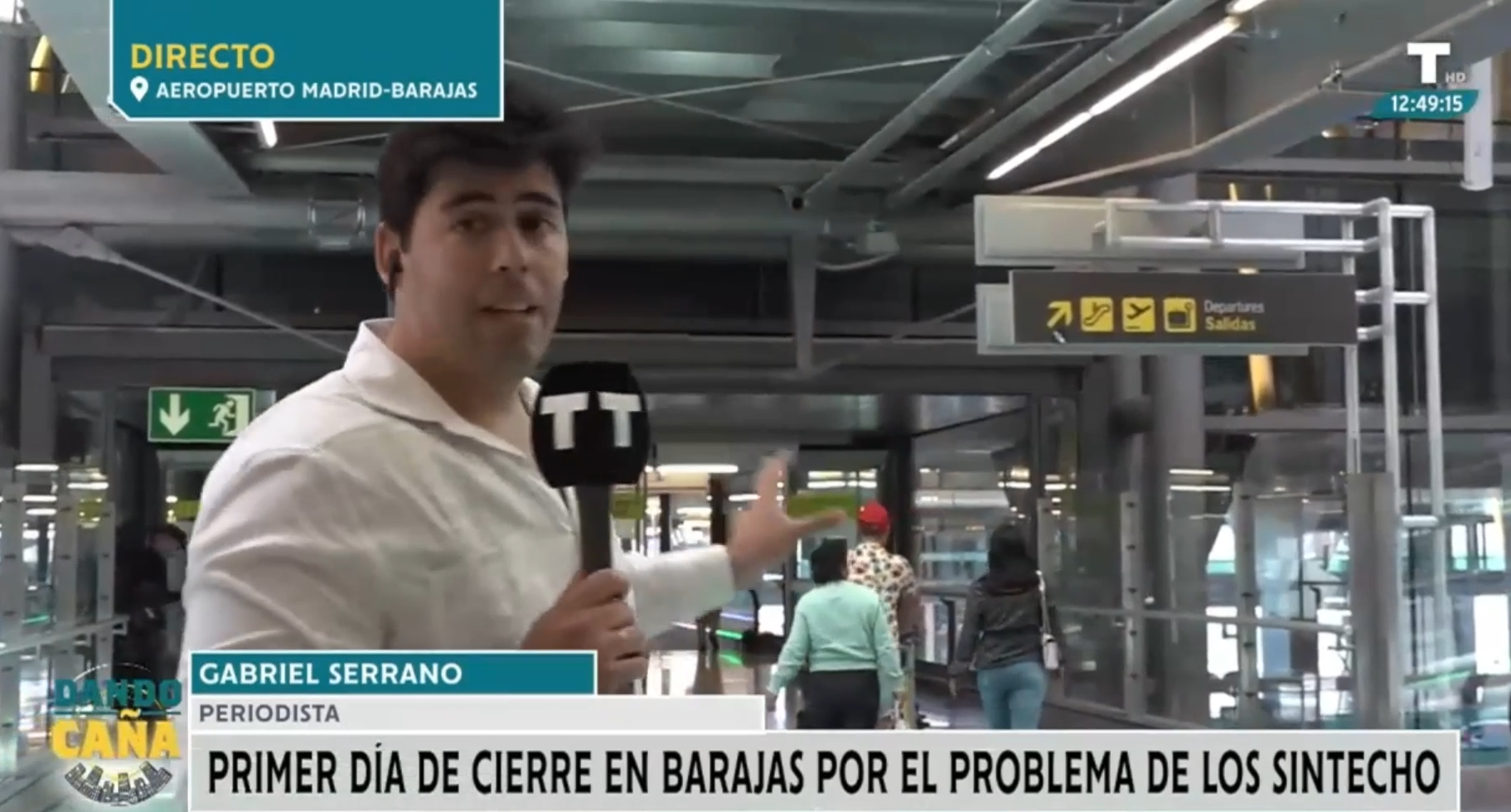 Trabajadores del aeropuerto de Barajas denuncian «mafia» y «trapicheo» de algunos sintecho