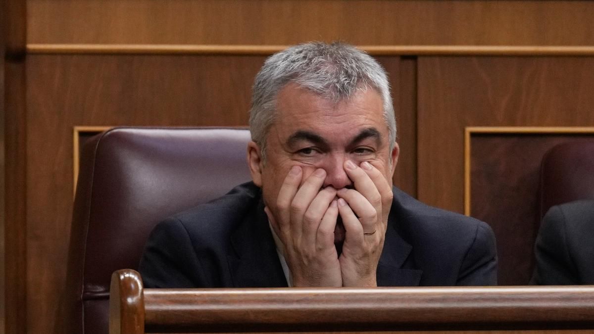 Santos Cerdán dimite como secretario de Organización del PSOE tras verse acorralado por los casos de corrupción