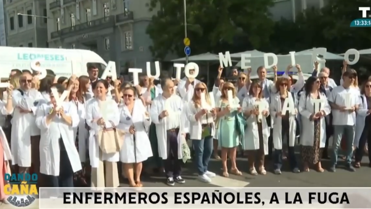  ¡FUGA DE ENFERMERAS! Más de 1.000 profesionales han solicitado irse al extranjero