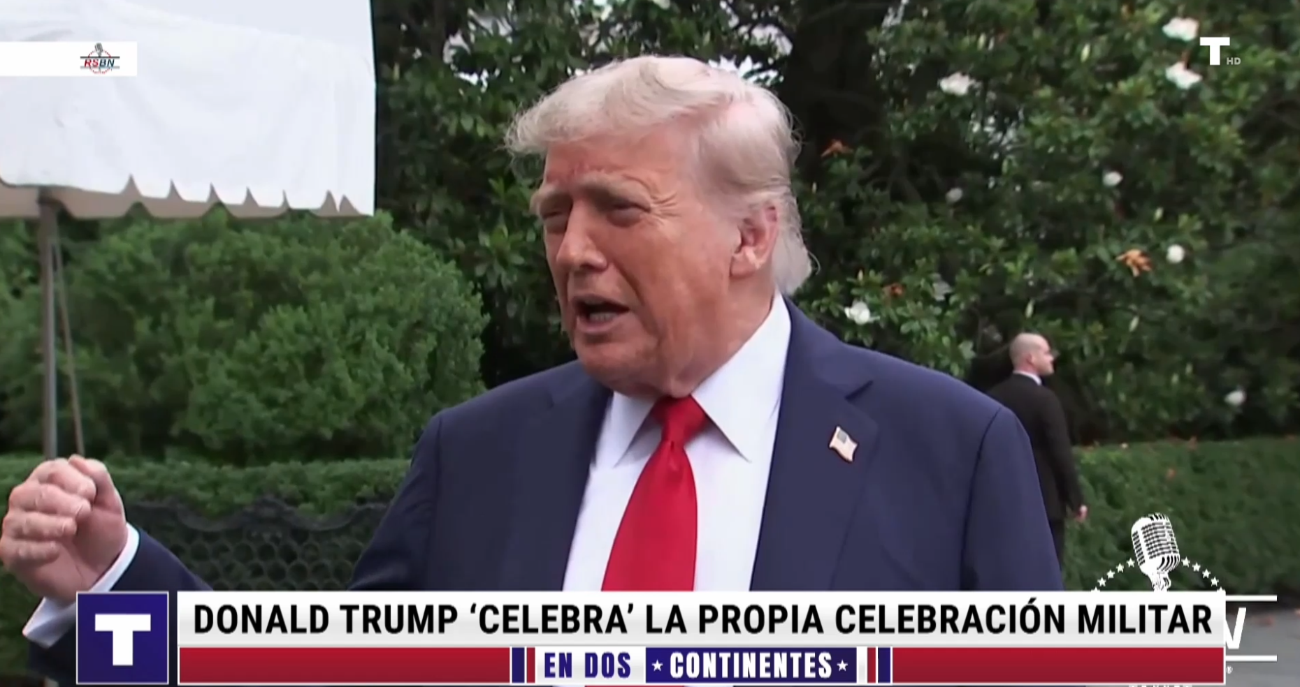 El ‘Rey’ Trump: Manifestaciones y celebración del ejército
