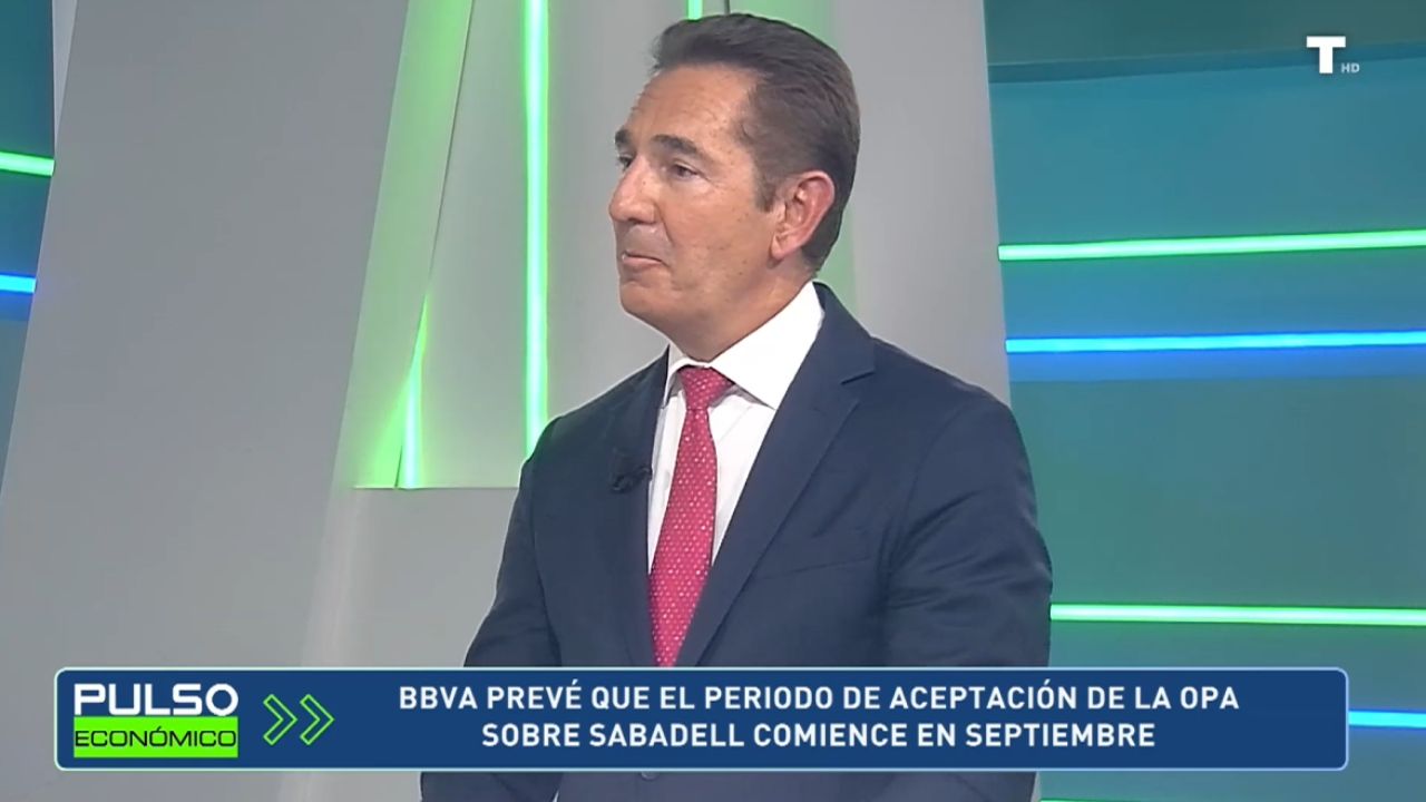 Javier Sierra: «BBVA ha hecho bien en parar para ver cómo se cierra la venta»