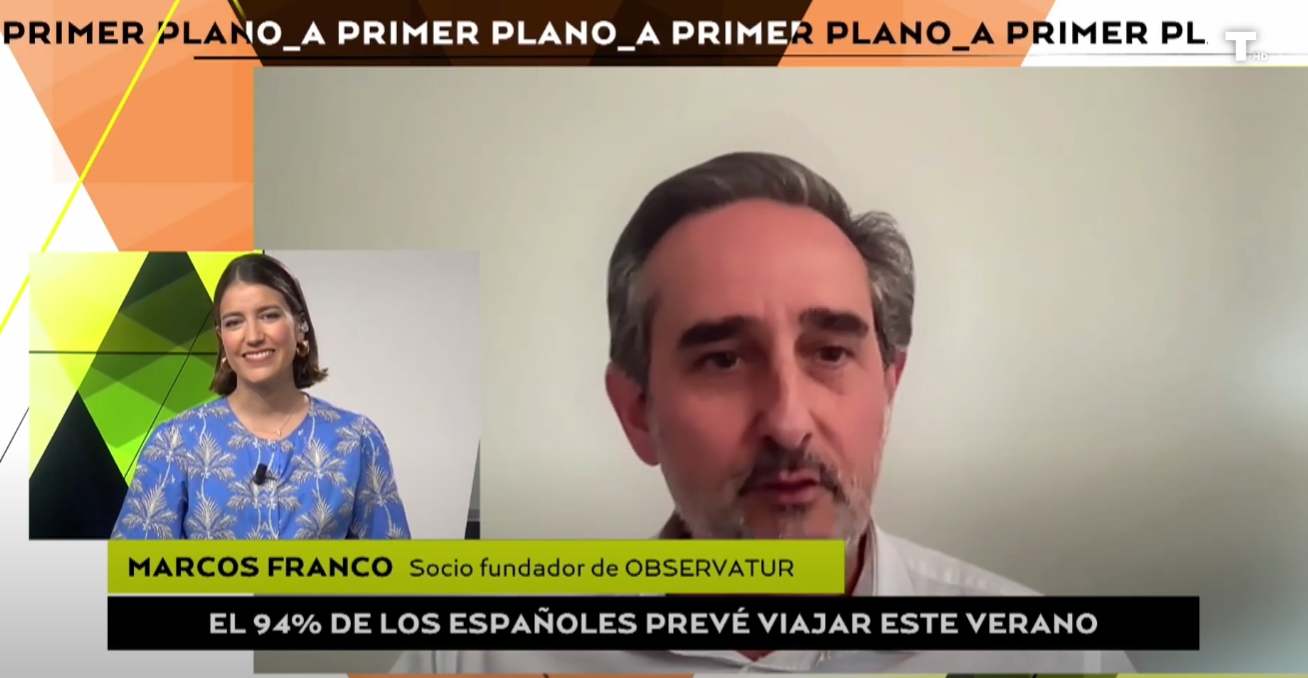 “Para muchos es una obligación” Un analista sentencia la obsesión de los españoles por viajar