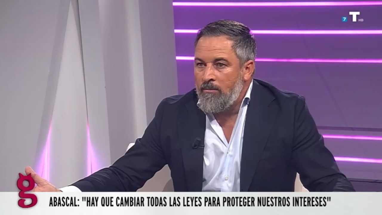 “Tenemos una mafia en el Gobierno y una estafa en la oposición”