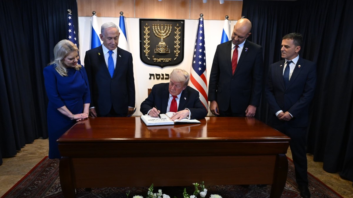 Día histórico en Oriente Medio: Trump llega a Israel para la entrega de rehenes y participará en la Cumbre de Paz en Egipto