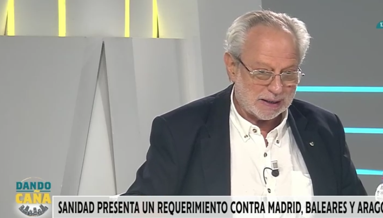 ¿Puede Mónica García obligar a listas negras de médicos objetores en Madrid y Aragón?