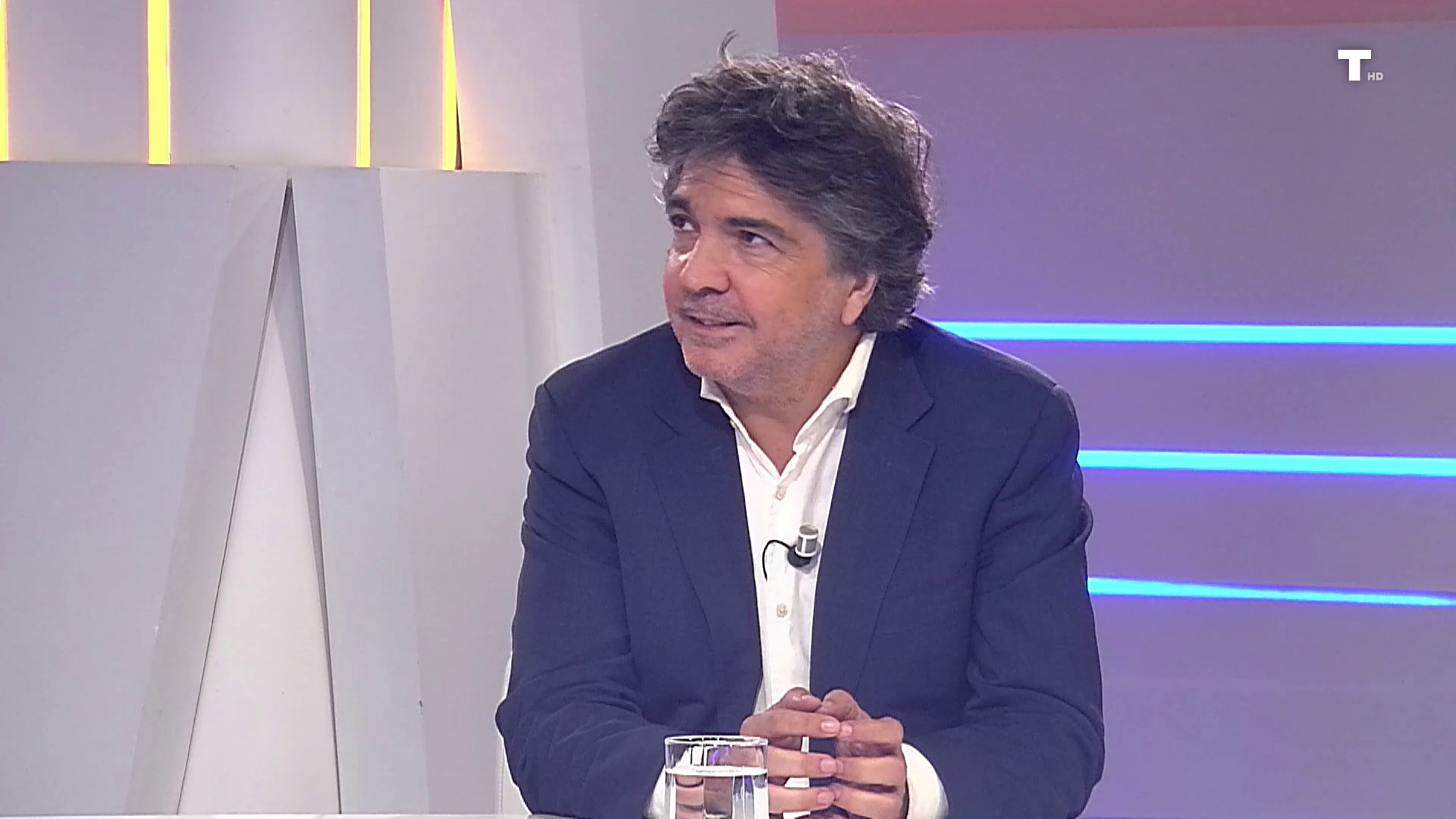 ¿ENTREGA  DE ‘CHISTORRAS’ EN FERRAZ? Mario Garcés: «El chorizo mayor es Pedro Sánchez»