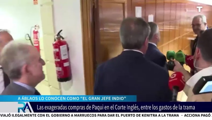 Paqui, mujer de Santos Cerdán, compradora compulsiva en El Corte Inglés