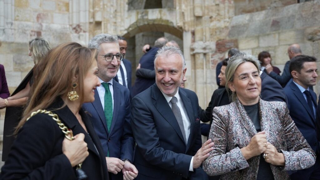 vox querella torres ministro